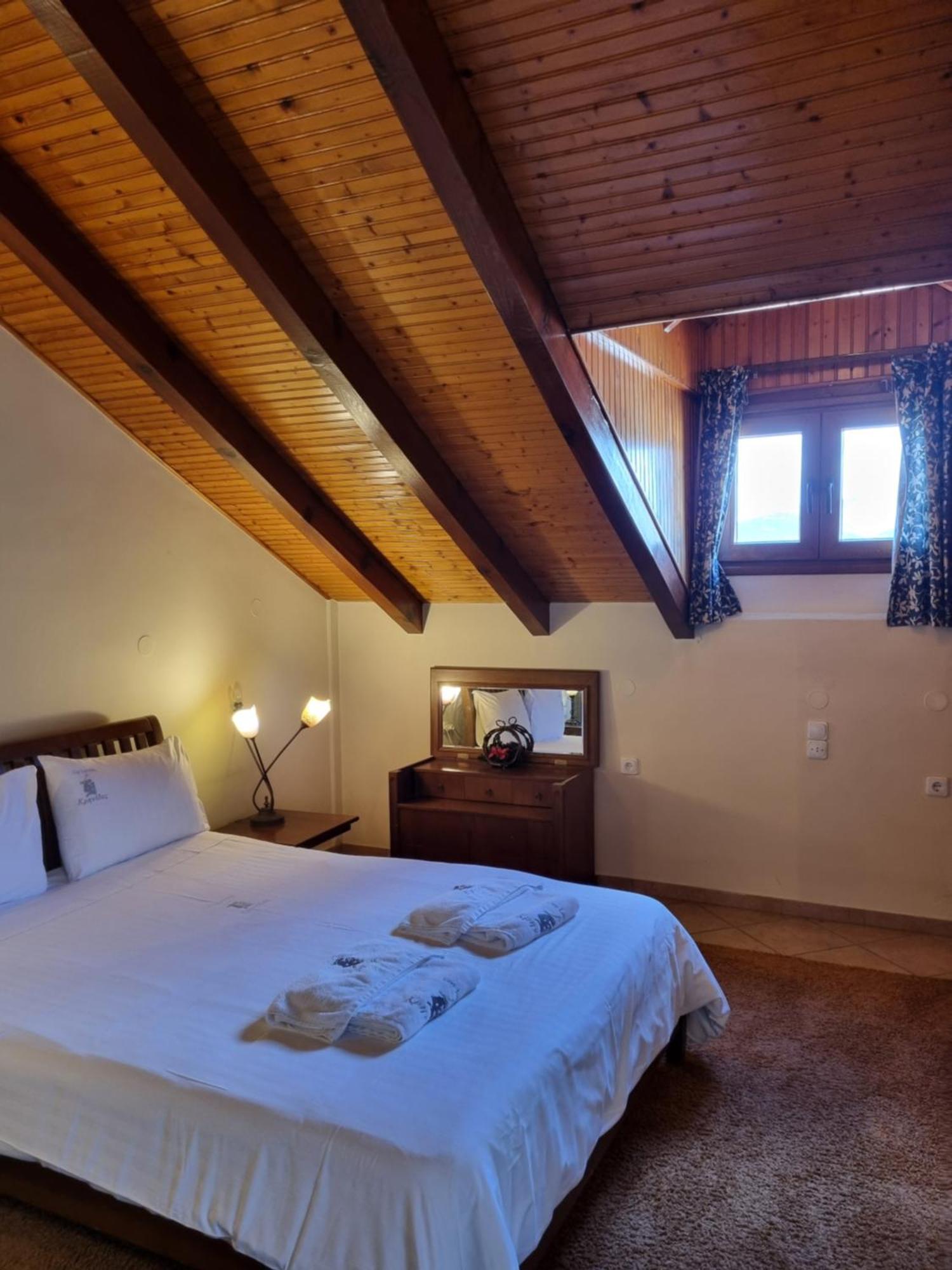 Kalavrita Krinides Apartment And Attics エクステリア 写真